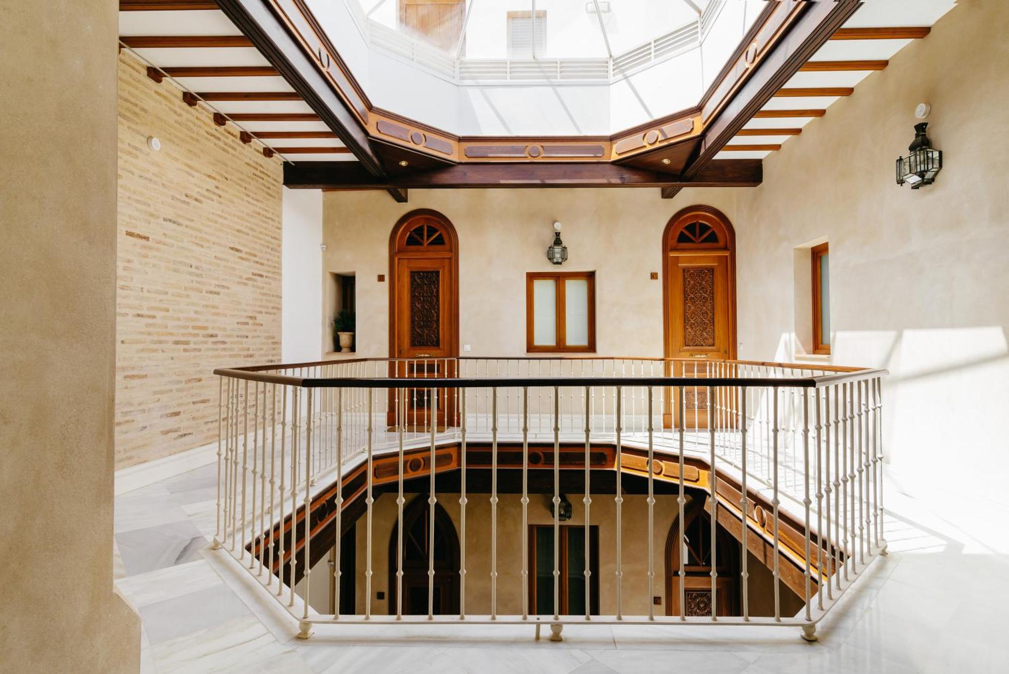 Inncadizpalacio Apolo Экстерьер фото