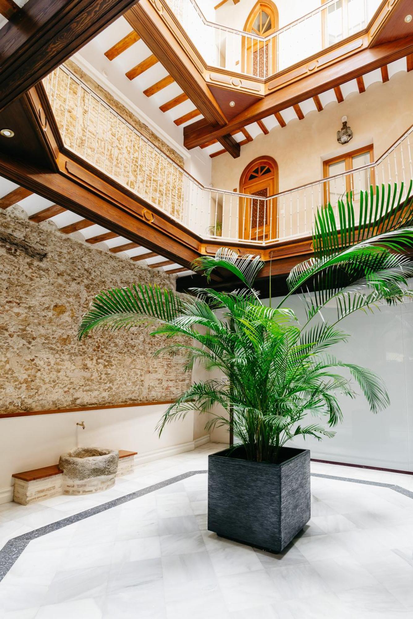 Inncadizpalacio Apolo Экстерьер фото